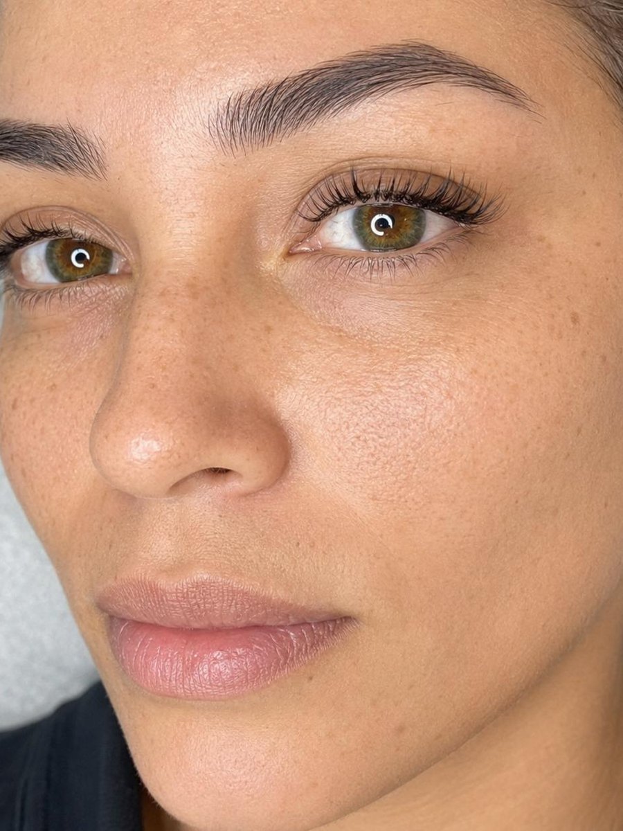 Resultado de cejas y mirada — Neyver Araujo